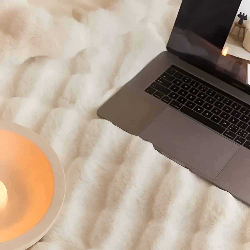 Luxury Faux Fur Throw Blanket for Bed and Sofa